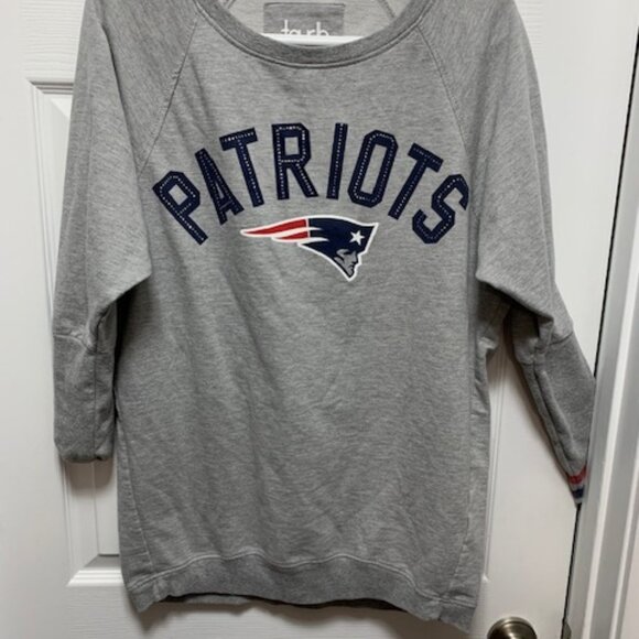 NFL Tops - PATRIOTS  NFL WOMENS SWEAT TOP